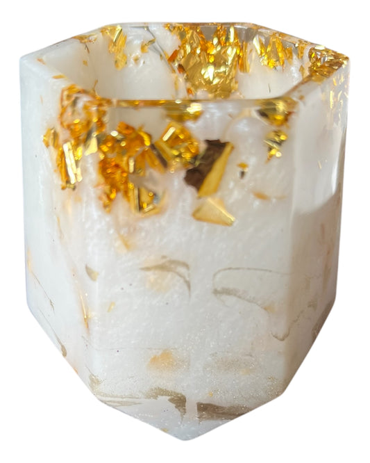 Kleiner Becher Weiß