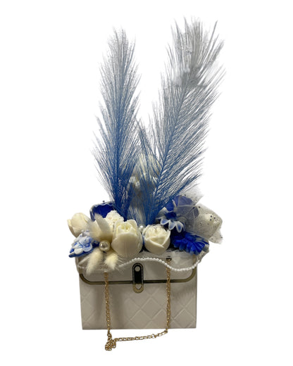 Große Blumenbox Frau blau